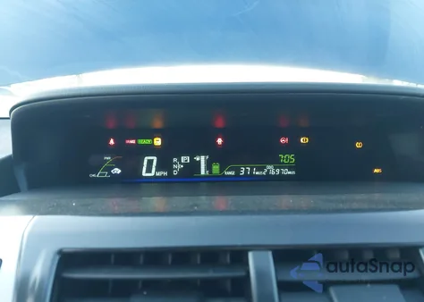 2012 Toyota Prius V Three z USA, uszkodzony, nr VIN JTDZN3EU6C3038194